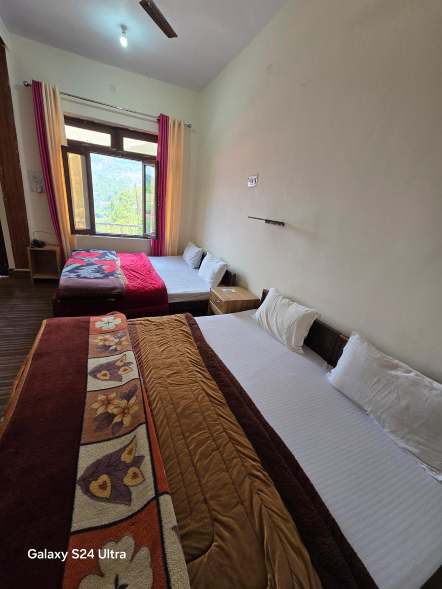 Dwarika Hotel Dwarahat Quarto foto